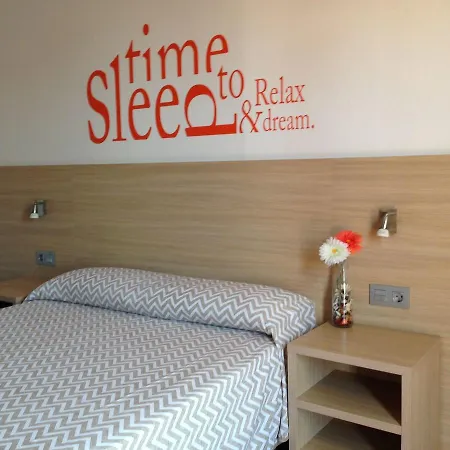 Mediterrani Express 2* Calella