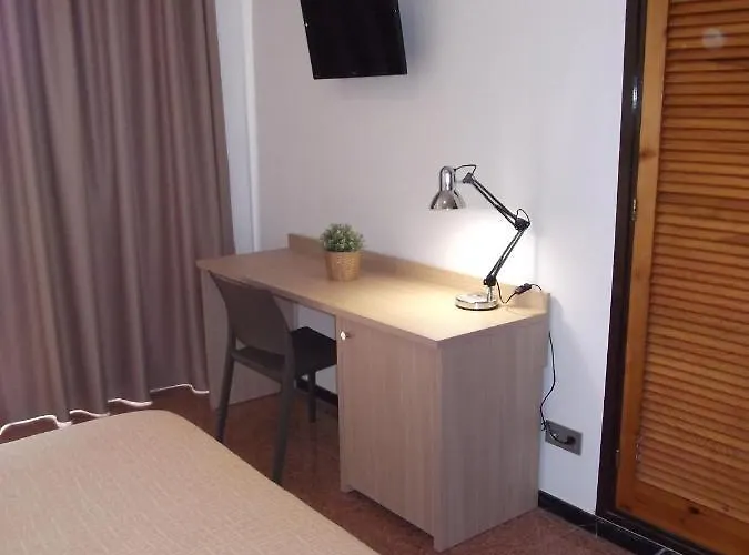 地中海快捷酒店 2* 卡里拉