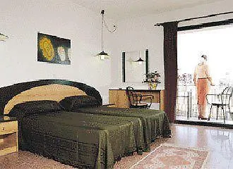 地中海快捷酒店 卡里拉